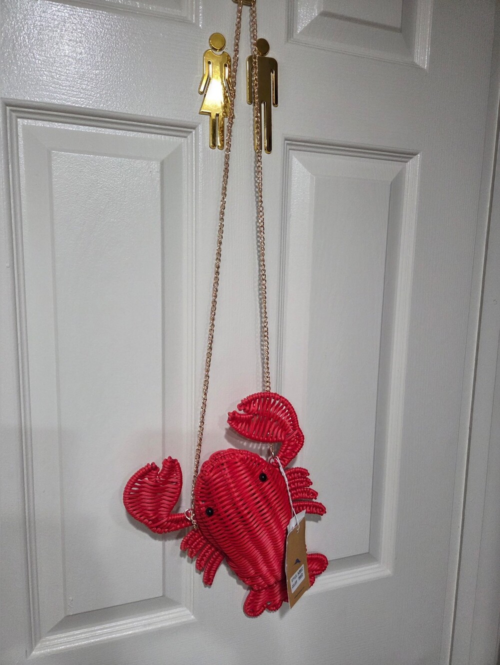 Tommy Bahama Tik Tok Famous Viral Red Wicker Crab Crossbody with Gold Chain NWT - Picture 5 of 11